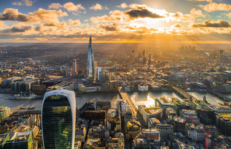 Hiring in the UK: A Practical Guide for International Employers