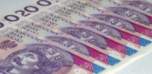 minimum wage poland zloty